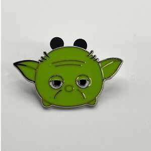 Disney Tsum Tsum Mystery Collection Star Wars Series 1 Yoda pin